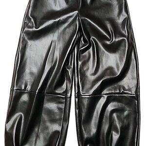 Scoop Woman’s Black Faux Leather Pants size S